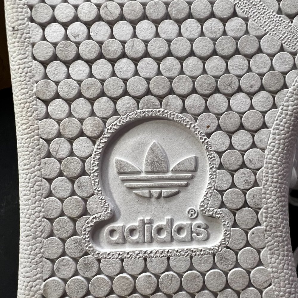 Adidas Stan Smith Green & White Embossed Polka Dot Sneakers - Picture 11 of 13